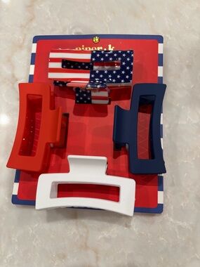 NWT Piper K USA Flag Hair Claw Clips Set of 4 - Red, White & Blue